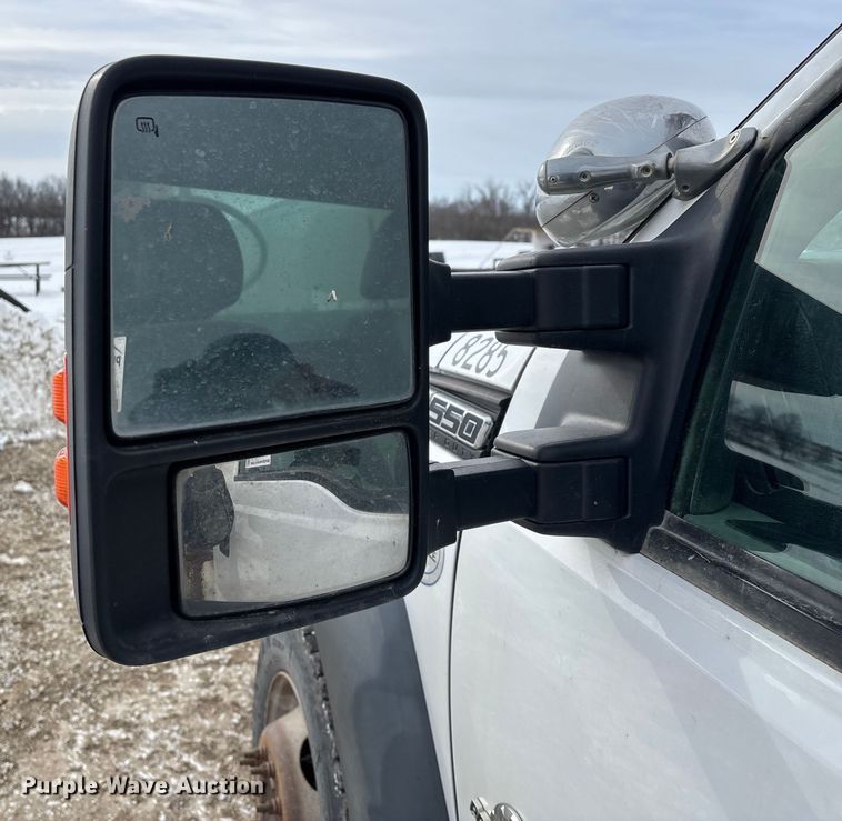 image for item FG0042 2011 Ford F550 Super Duty XL bucket truck