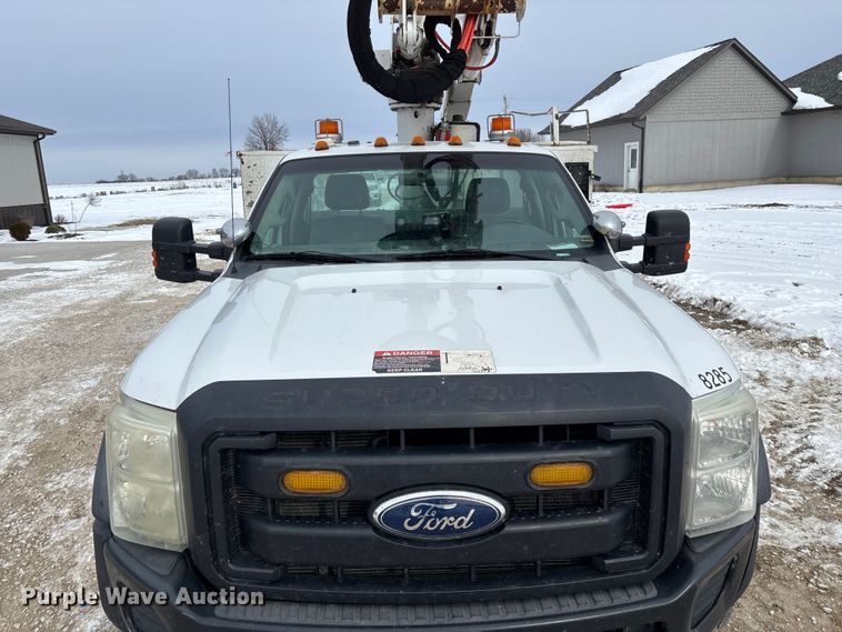 image for item FG0042 2011 Ford F550 Super Duty XL bucket truck