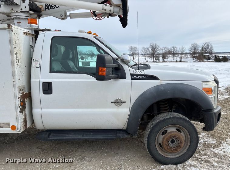 image for item FG0042 2011 Ford F550 Super Duty XL bucket truck