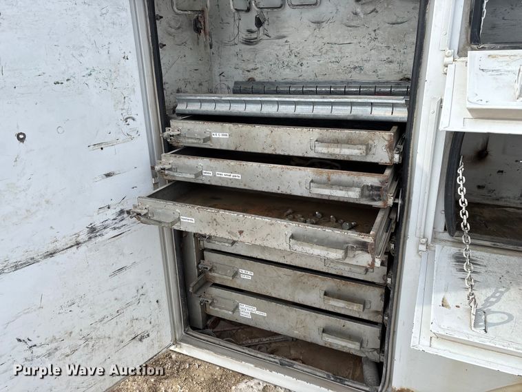 image for item FG0042 2011 Ford F550 Super Duty XL bucket truck