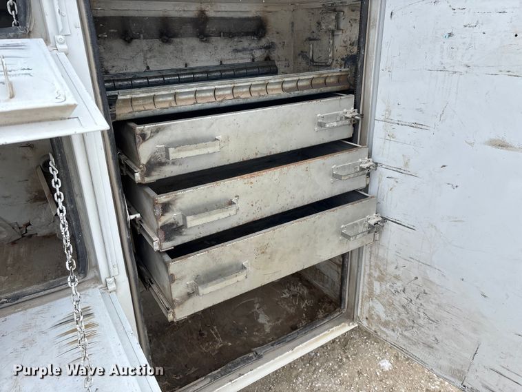 image for item FG0042 2011 Ford F550 Super Duty XL bucket truck