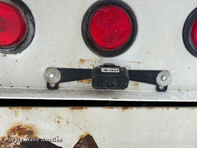 image for item FG0042 2011 Ford F550 Super Duty XL bucket truck