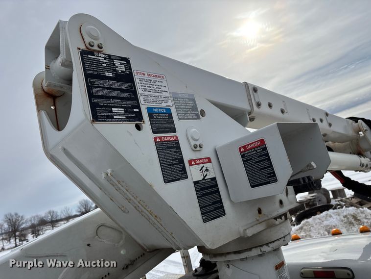 image for item FG0042 2011 Ford F550 Super Duty XL bucket truck