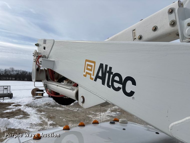 image for item FG0042 2011 Ford F550 Super Duty XL bucket truck