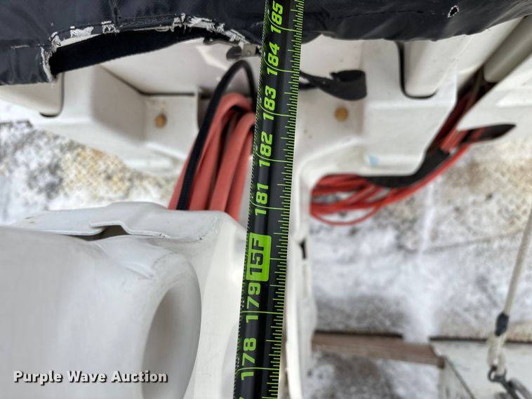 image for item FG0042 2011 Ford F550 Super Duty XL bucket truck