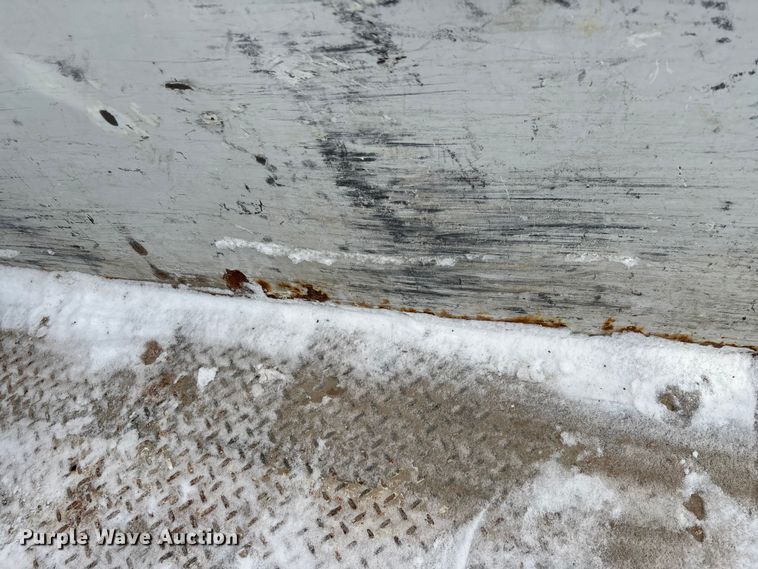 image for item FG0042 2011 Ford F550 Super Duty XL bucket truck