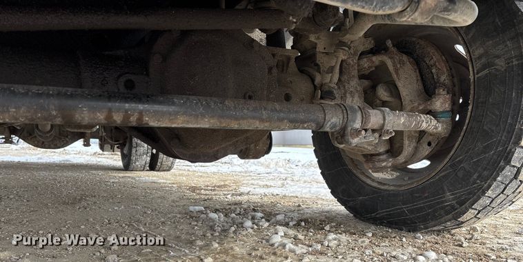 image for item FG0042 2011 Ford F550 Super Duty XL bucket truck