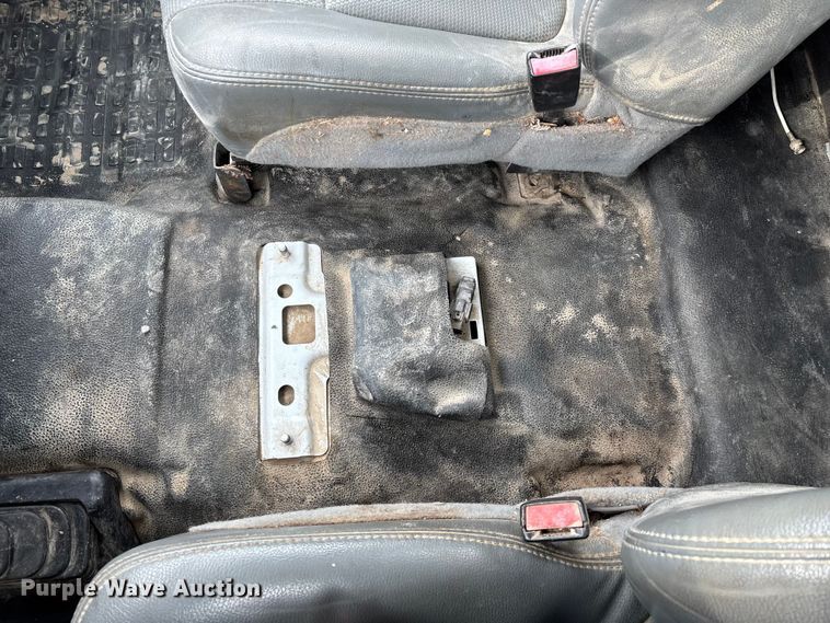 image for item FG0042 2011 Ford F550 Super Duty XL bucket truck