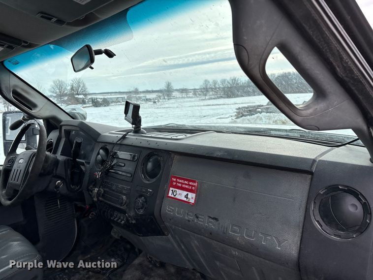 image for item FG0042 2011 Ford F550 Super Duty XL bucket truck