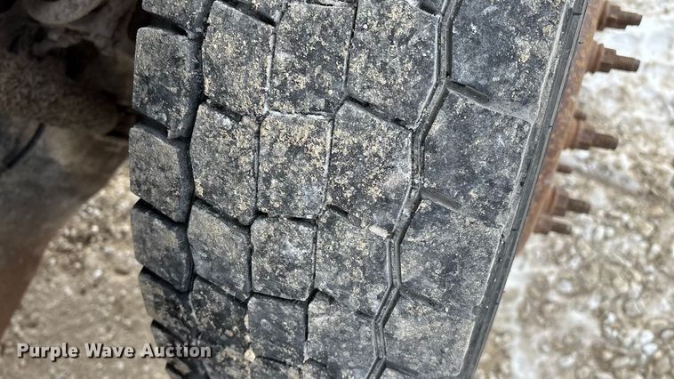 image for item FG0042 2011 Ford F550 Super Duty XL bucket truck