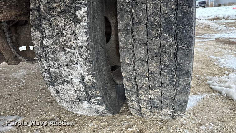 image for item FG0042 2011 Ford F550 Super Duty XL bucket truck