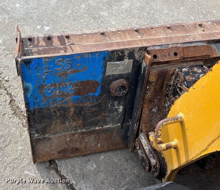 image for item FG0043 2022 Caterpillar 299D3 skid steer loader