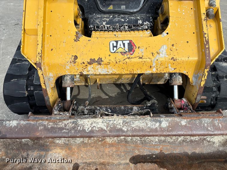 image for item FG0043 2022 Caterpillar 299D3 skid steer loader