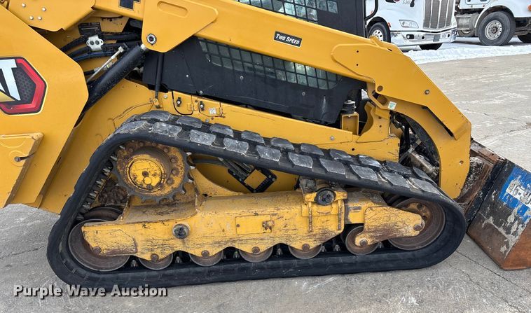 image for item FG0043 2022 Caterpillar 299D3 skid steer loader