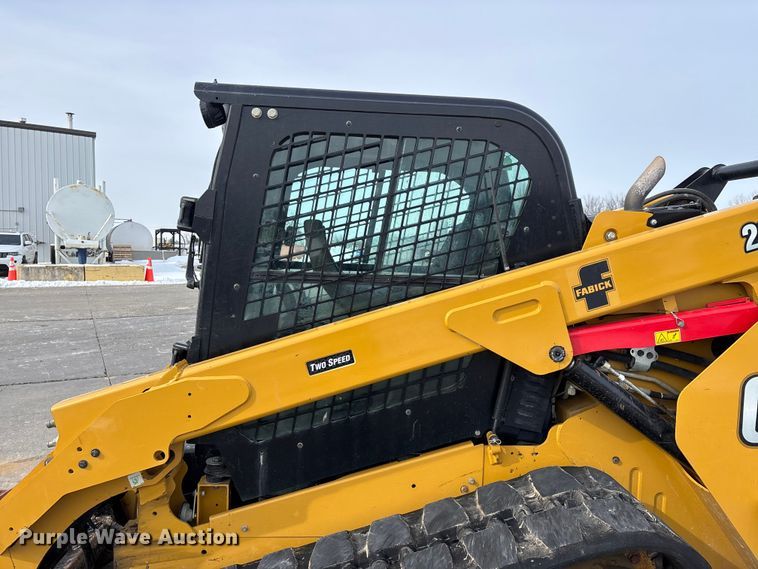 image for item FG0043 2022 Caterpillar 299D3 skid steer loader