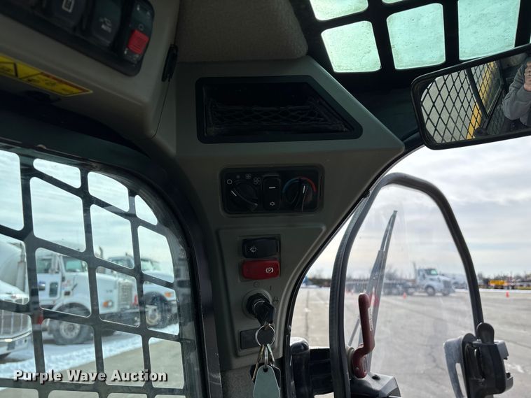 image for item FG0043 2022 Caterpillar 299D3 skid steer loader