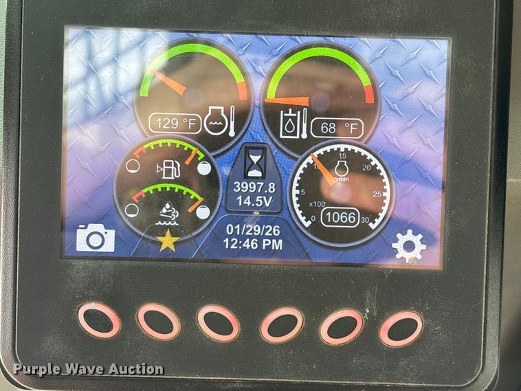 image for item FG0043 2022 Caterpillar 299D3 skid steer loader