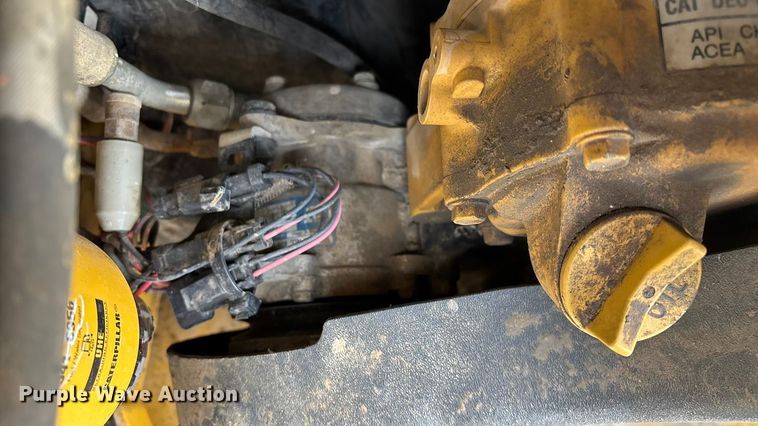 image for item FG0043 2022 Caterpillar 299D3 skid steer loader