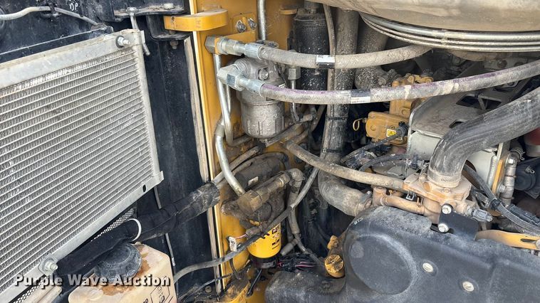 image for item FG0043 2022 Caterpillar 299D3 skid steer loader