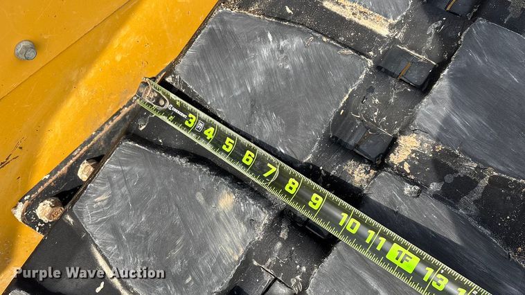 image for item FG0043 2022 Caterpillar 299D3 skid steer loader