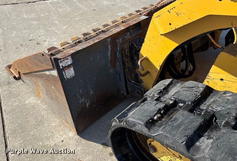 image for item FG0058 2021 Caterpillar 299D3 tracked skid steer loader