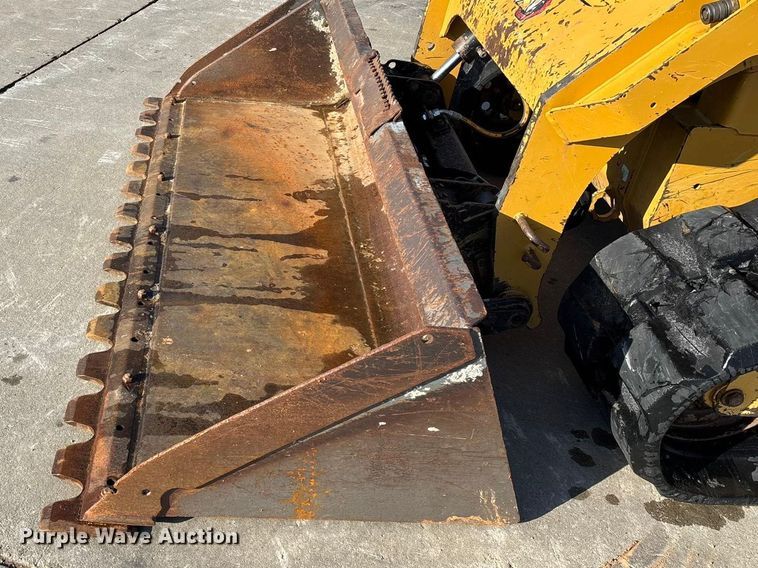 image for item FG0058 2021 Caterpillar 299D3 tracked skid steer loader