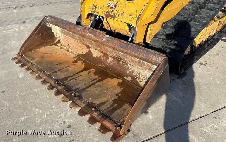 image for item FG0058 2021 Caterpillar 299D3 tracked skid steer loader