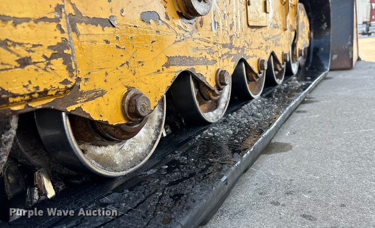 image for item FG0058 2021 Caterpillar 299D3 tracked skid steer loader