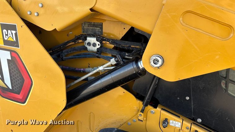 image for item FG0058 2021 Caterpillar 299D3 tracked skid steer loader