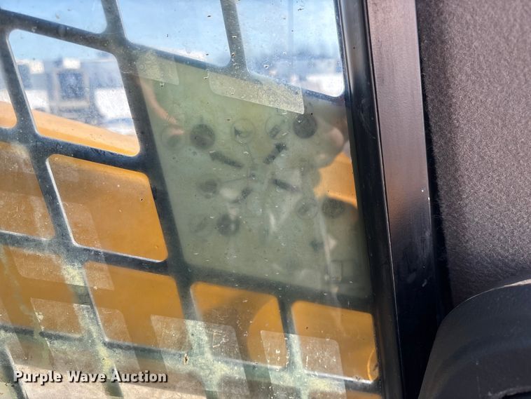 image for item FG0058 2021 Caterpillar 299D3 tracked skid steer loader