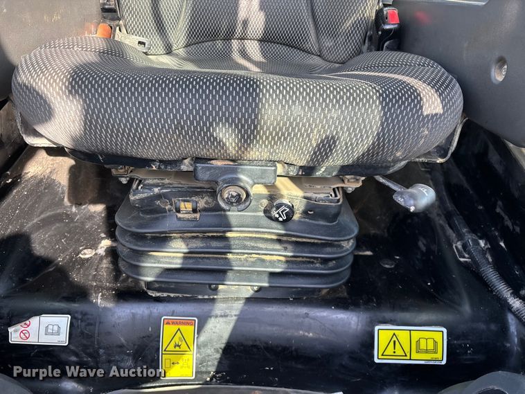 image for item FG0058 2021 Caterpillar 299D3 tracked skid steer loader