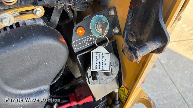 image for item FG0058 2021 Caterpillar 299D3 tracked skid steer loader