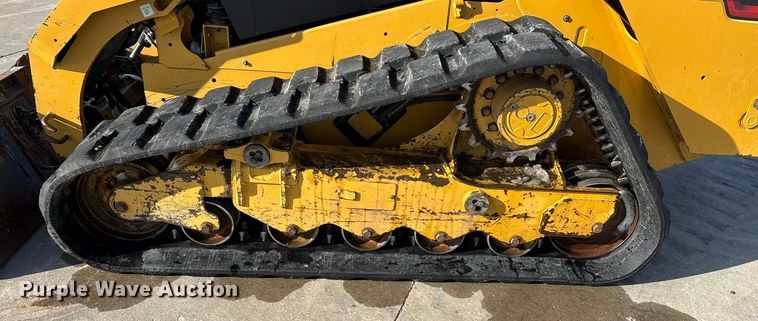 image for item FG0058 2021 Caterpillar 299D3 tracked skid steer loader