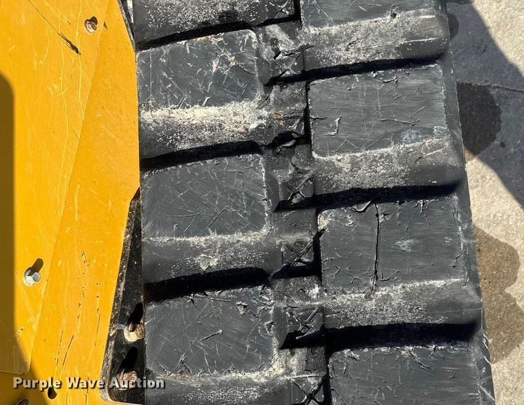 image for item FG0058 2021 Caterpillar 299D3 tracked skid steer loader