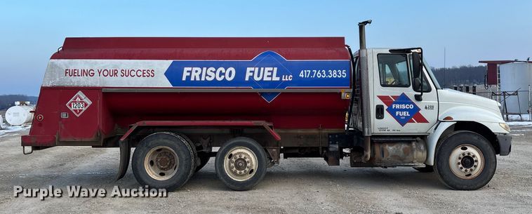 image for item FG0062 2006 International 4300 fuel truck