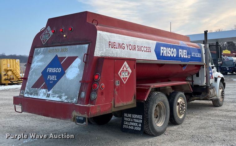 image for item FG0062 2006 International 4300 fuel truck