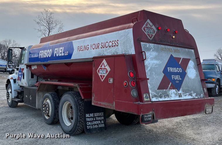 image for item FG0062 2006 International 4300 fuel truck