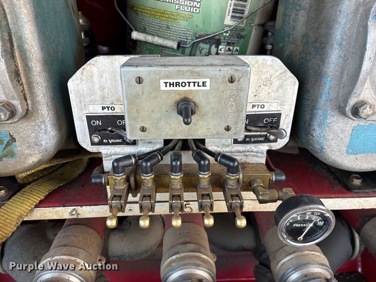 image for item FG0062 2006 International 4300 fuel truck