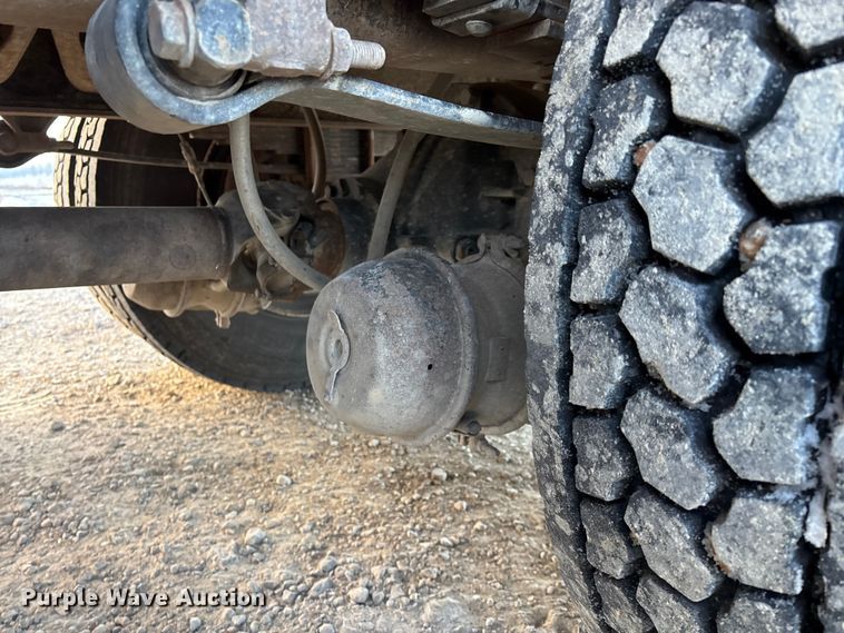 image for item FG0062 2006 International 4300 fuel truck