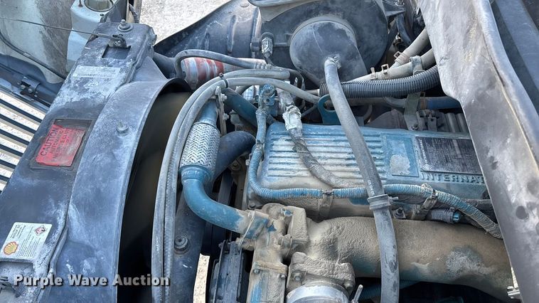 image for item FG0062 2006 International 4300 fuel truck