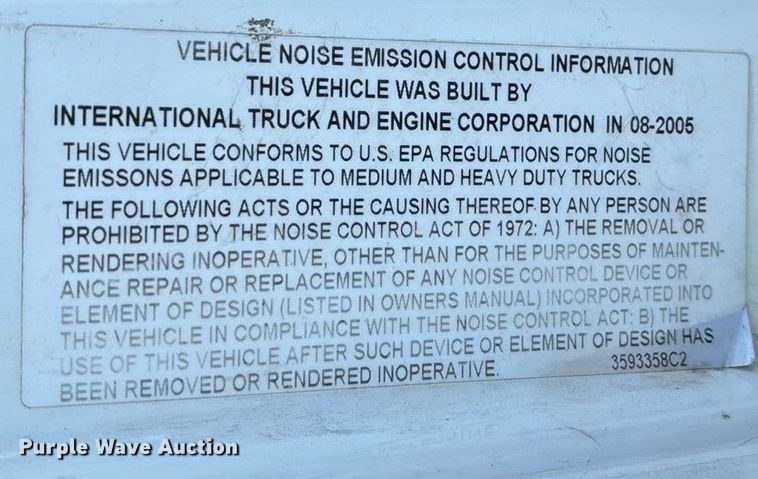 image for item FG0062 2006 International 4300 fuel truck