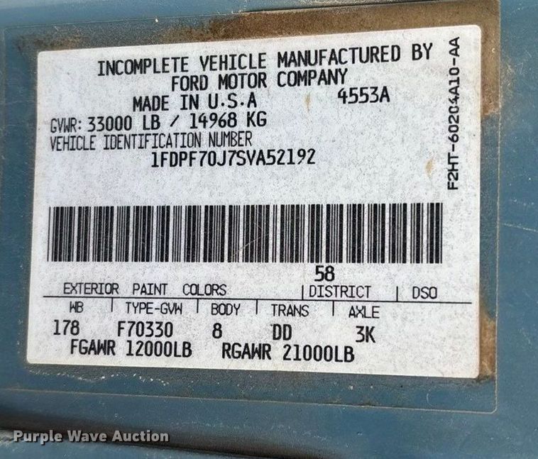 image for item FG0063 1995 Ford F700 fuel truck