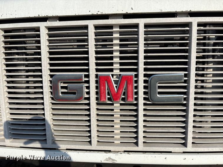 image for item FG0064 1991 GMC C6500 fuel truck