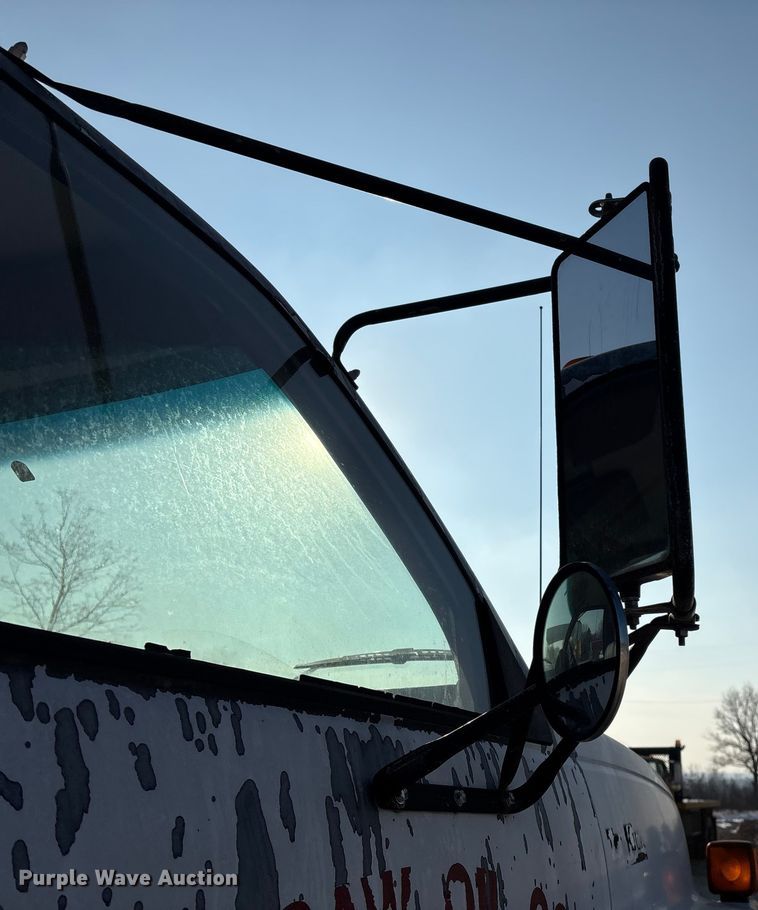 image for item FG0064 1991 GMC C6500 fuel truck