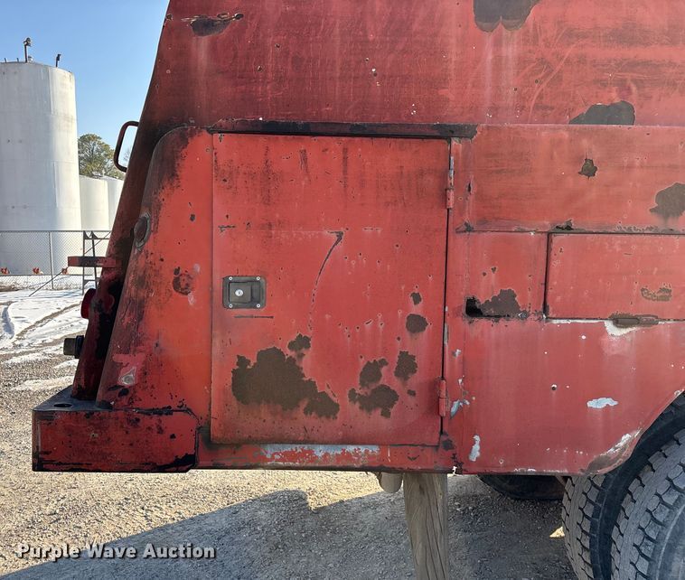 image for item FG0064 1991 GMC C6500 fuel truck