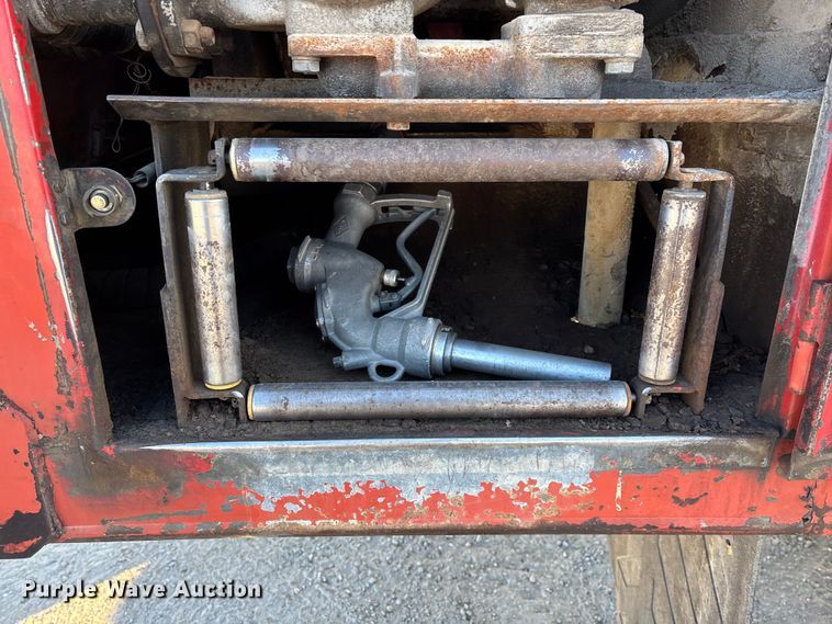 image for item FG0064 1991 GMC C6500 fuel truck