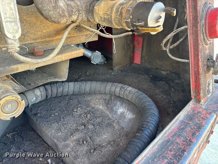 image for item FG0064 1991 GMC C6500 fuel truck