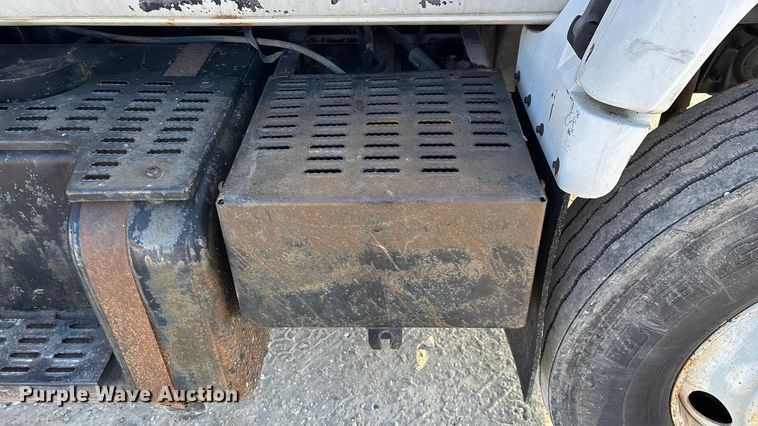 image for item FG0064 1991 GMC C6500 fuel truck