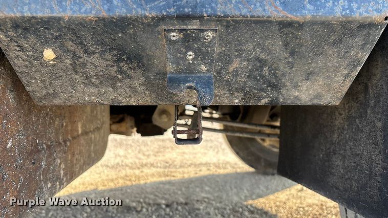 image for item FG0064 1991 GMC C6500 fuel truck