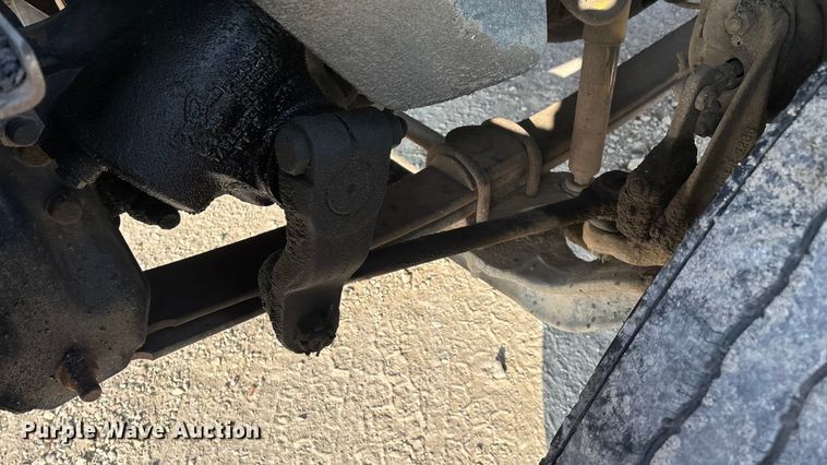 image for item FG0064 1991 GMC C6500 fuel truck